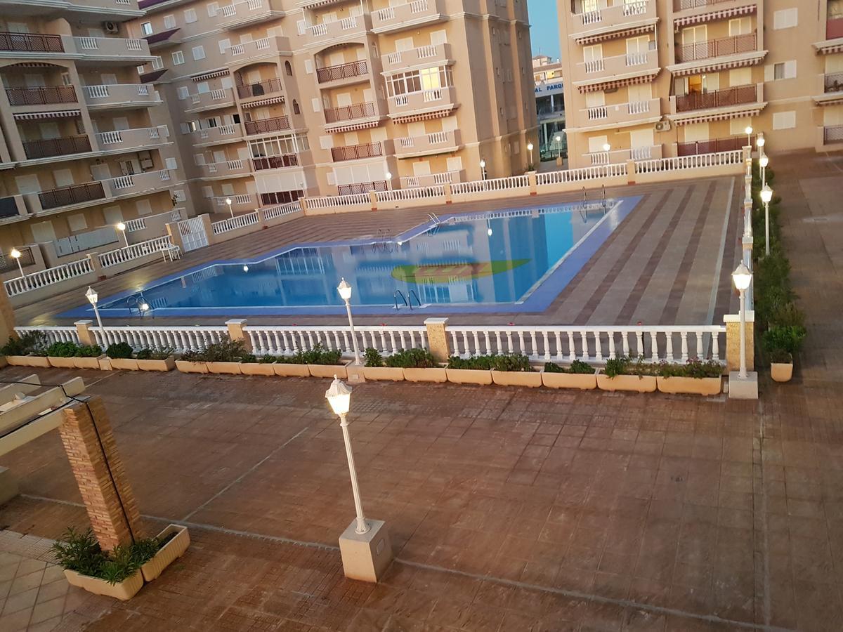 Via Mar Apartments Ла Мата Екстериор снимка